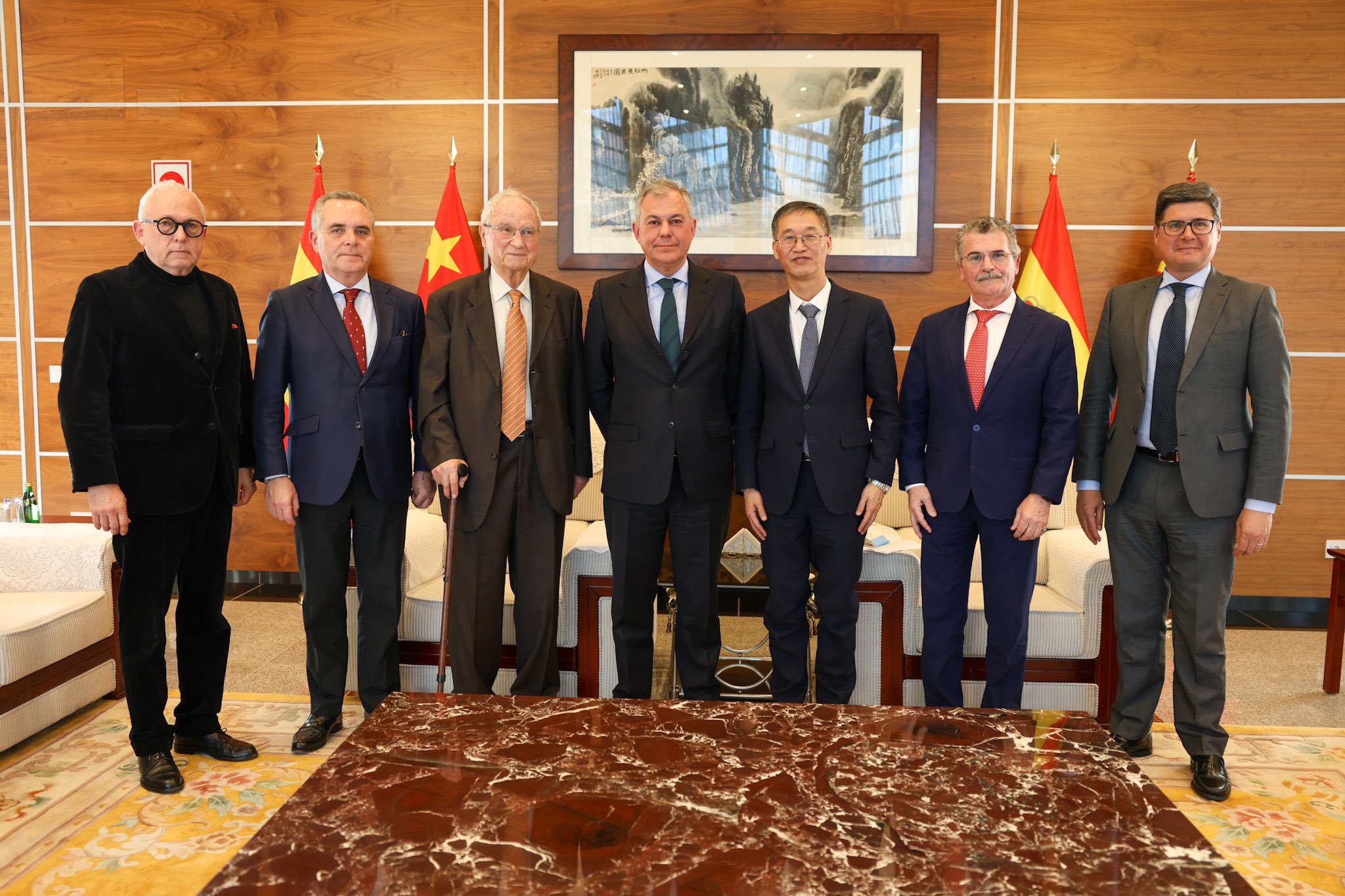 En este momento estás viendo Reunión con Alcalde de Sevilla y Embajador de China en España